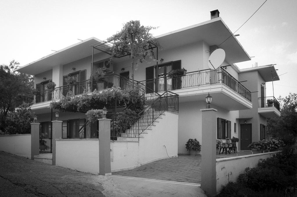 Appartement Nefeli à Levídhion Extérieur photo