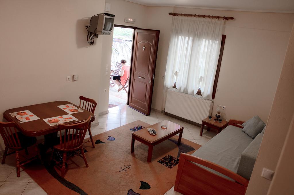 Appartement Nefeli à Levídhion Extérieur photo